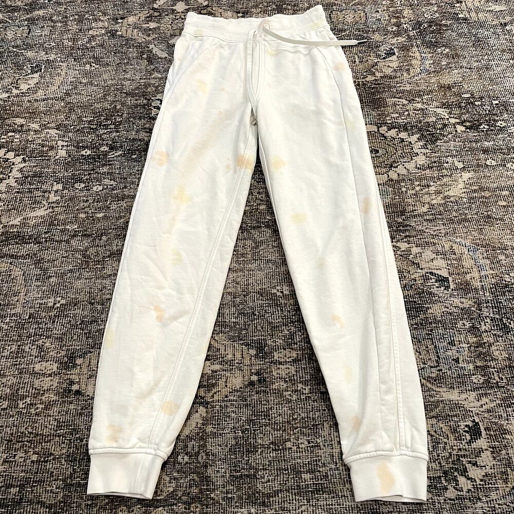 Lululemon Scuba High-Rise French Terry Jogger Echo Dye Antique White Size 2